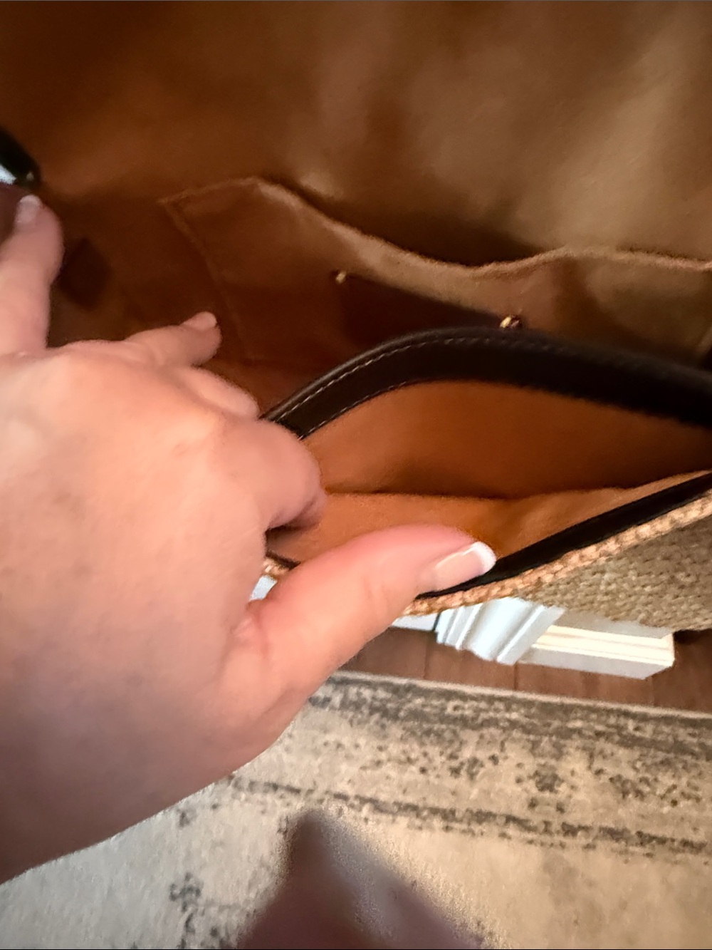 Coach Hadley Natural Straw and Black Leather Shoulder Bag with Gold Hardware - Picture 8 of 11